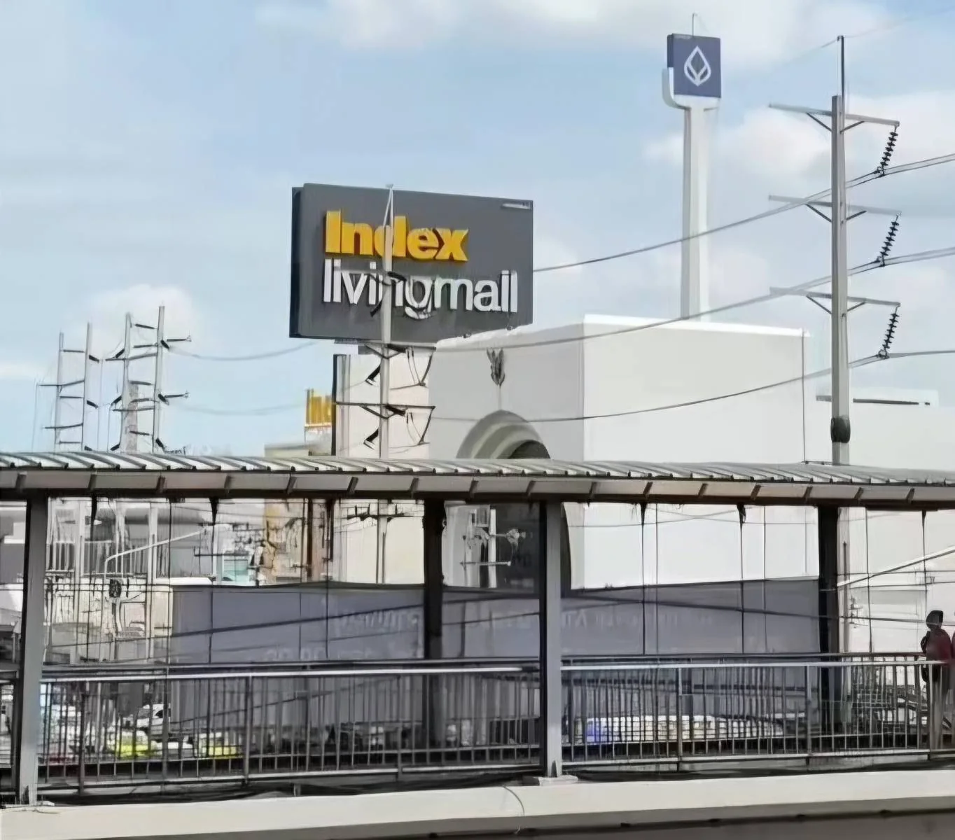 ทางลง Skywalk ไป Index Living Mall บางใหญ่ จาก MRT ตลาดบางใหญ่